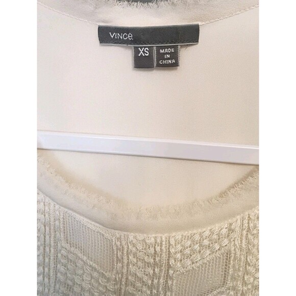 VINCE Off White SILK Textured Blouse Top Tank Size XS Crochet Layer - Picture 5 of 5